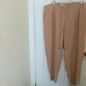 Cant Fit ( Never Been Worn Before)